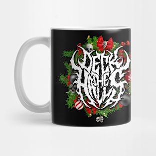 Deck the halls death metal wreath Mug